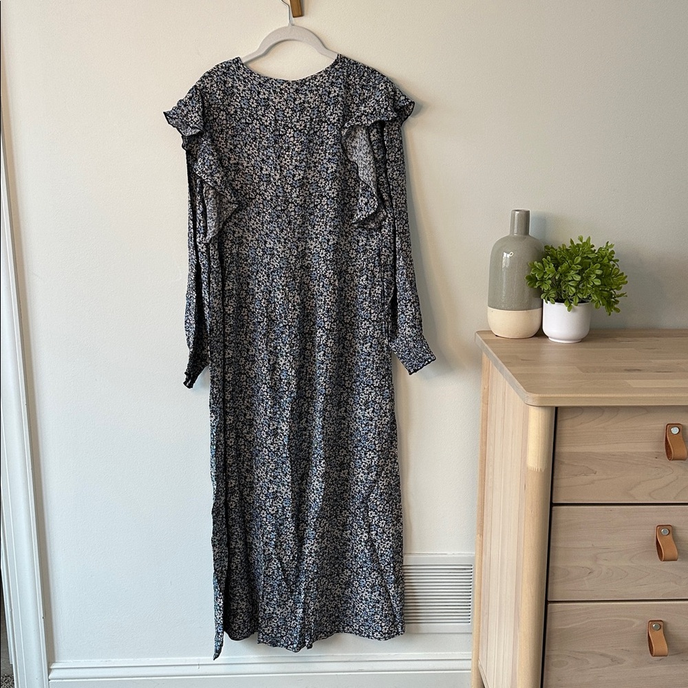 Sonmer Ruffle Sleeve Floral Dress NWT - Picture 7 of 8